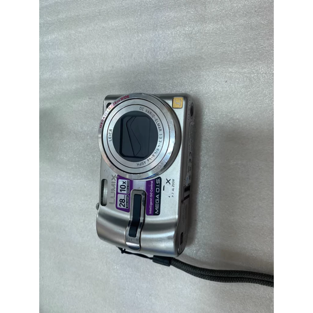 กล้องดิจิตอล Panasonic DMC-TZ2 ประเภท: กล้องขนาดกะทัดรัด CCD ย้อนยุค / กล้อง CCD ซูมยาวขนาดกะทัดรัดสําหรับการถ่ายภาพดวงจันทร์