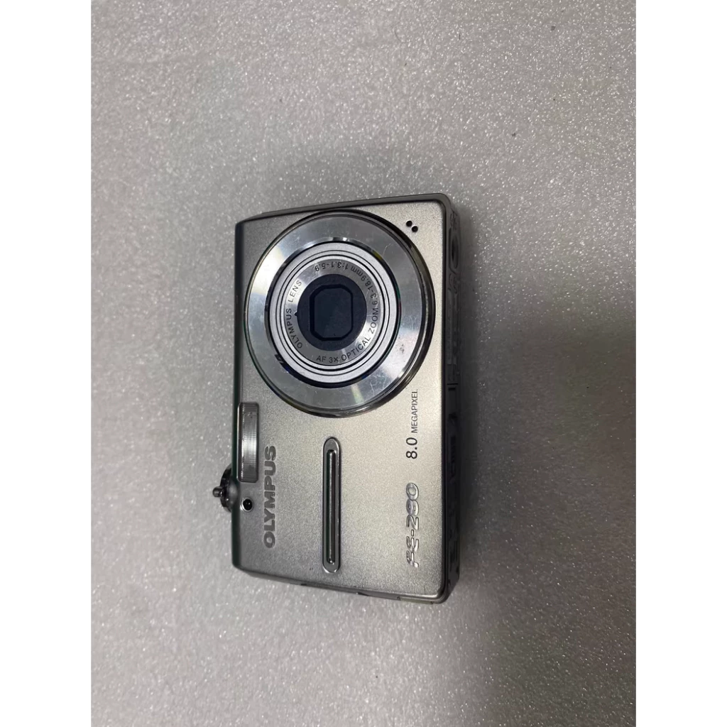 Olympus FE-280 กล้องดิจิตอลประเภท: กล้องขนาดกะทัดรัด / กล้อง CCD ย้อนยุค