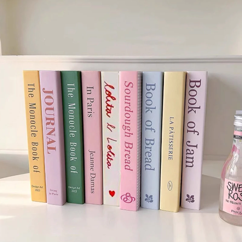 หนังสือปลอม เซ็ต ชุด 5 ชิ้น หนังสือแต่งบ้าน นิตยสารปลอม พร๊อพถ่ายรูป หนังสือโชว์ สําหรับตกแต่งบ้าน คาเฟ่
