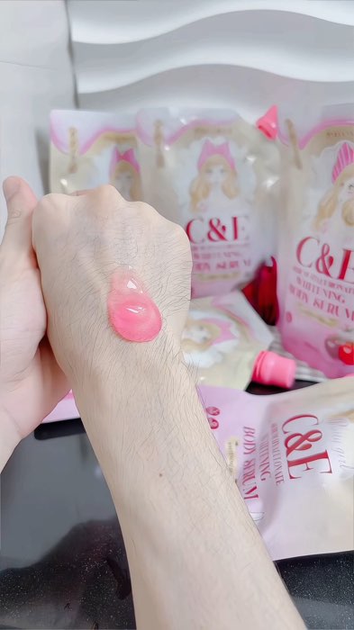 Serum trắng #reviewbeauty #serum #datrang #shoppee_nhânhtay #shoppeevideo #nhânhtay
