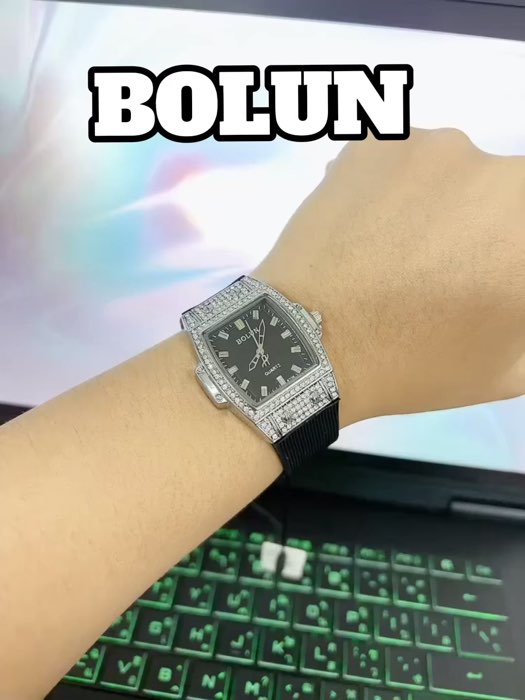 สีดำมาแล้วนะคะ#นาฬิกาข้อมือ #นาฬิกา #bolun