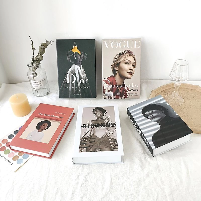 หนังสือปลอม หนังสือตกแต่งบ้าน หนังสือนิทรรศการ อุปกรณ์ถ่ายภาพ ของแต่งบ้าน หนังสือปลอม หนังสือตกแต่งบ้าน ขอบโค้ง รายละเอี