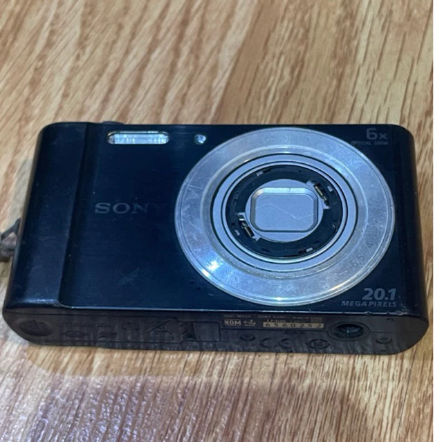 [งานช่าง/สะสม] กล้อง Sony Cyber-shot DSC-W810 สีดำ บอดี้สวย (เปิดไม่ติด/ตีเสีย)